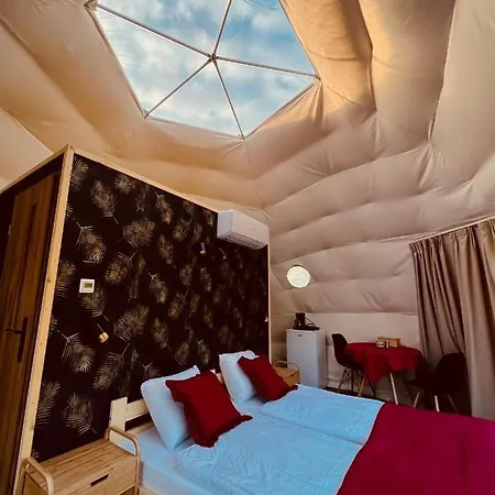 Glamping Stacja Zieleniec W Naleczowie Exterior photo