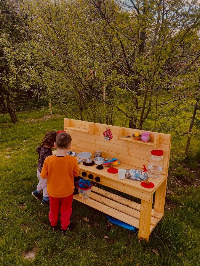 Luxury tent Glamping Stacja Zieleniec W Naleczowie *