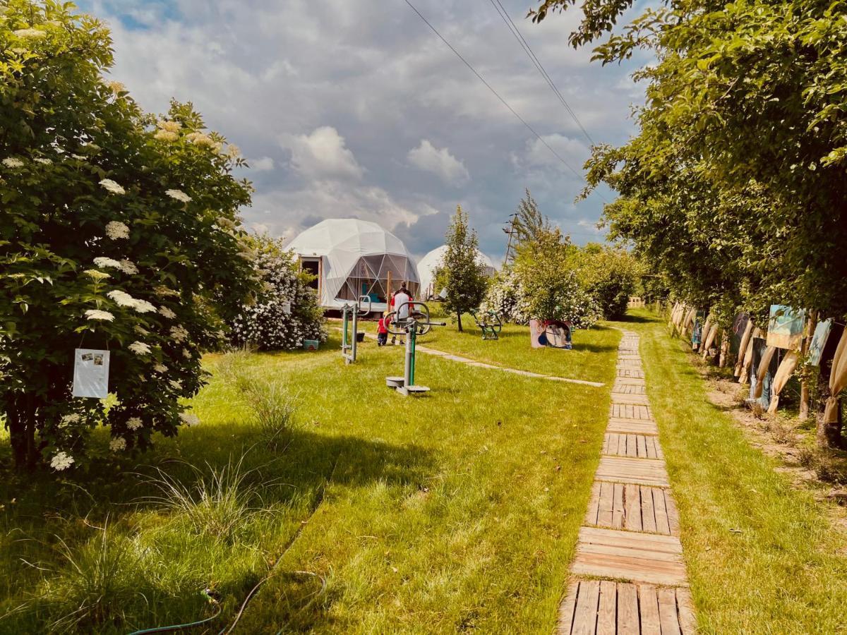 Luxury tent Glamping Stacja Zieleniec W Naleczowie *