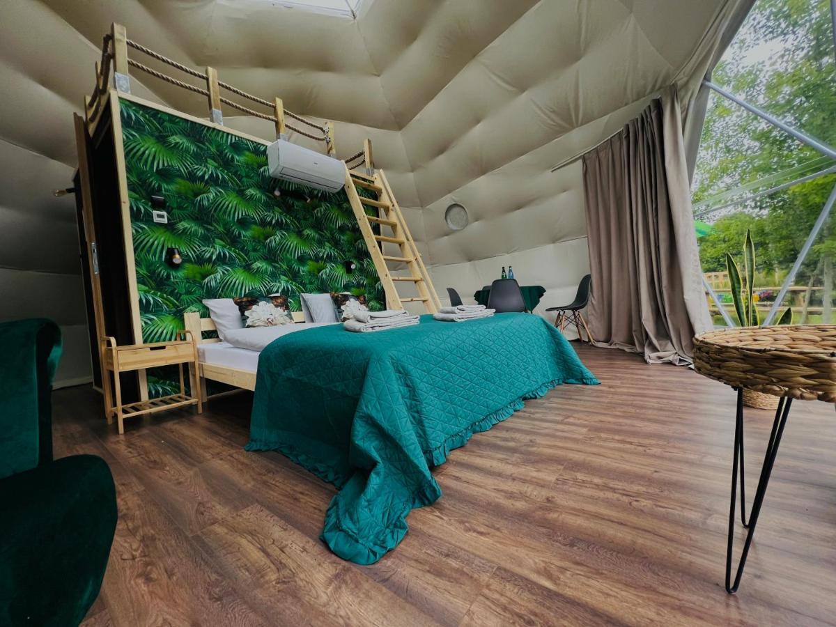 Luxury tent Glamping Stacja Zieleniec W Naleczowie