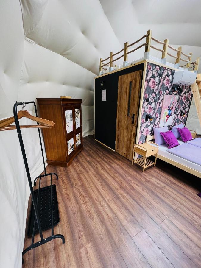 Glamping Stacja Zieleniec W Naleczowie Naleczow