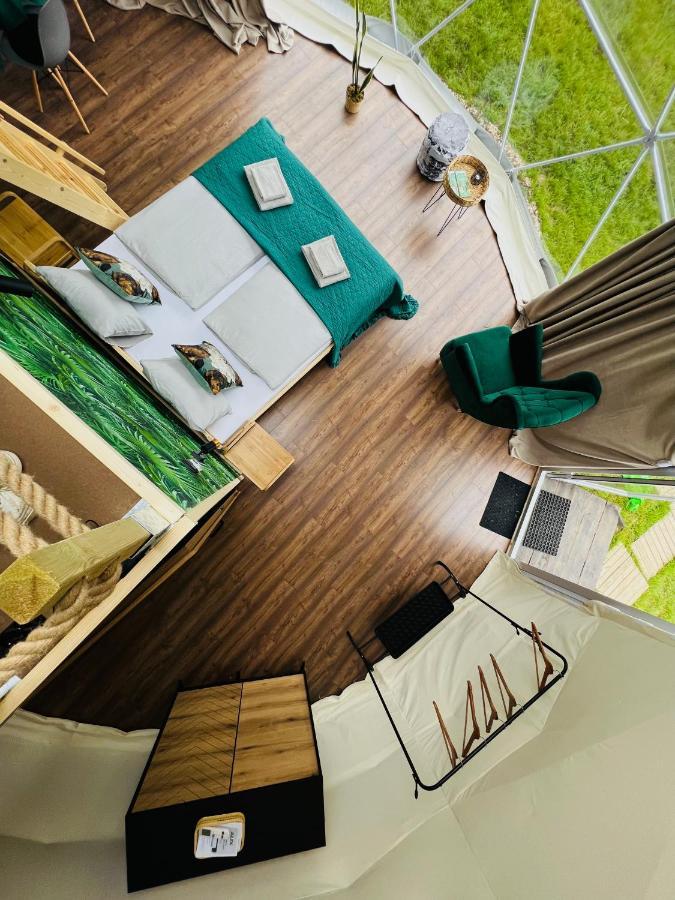 Glamping Stacja Zieleniec W Naleczowie Naleczow